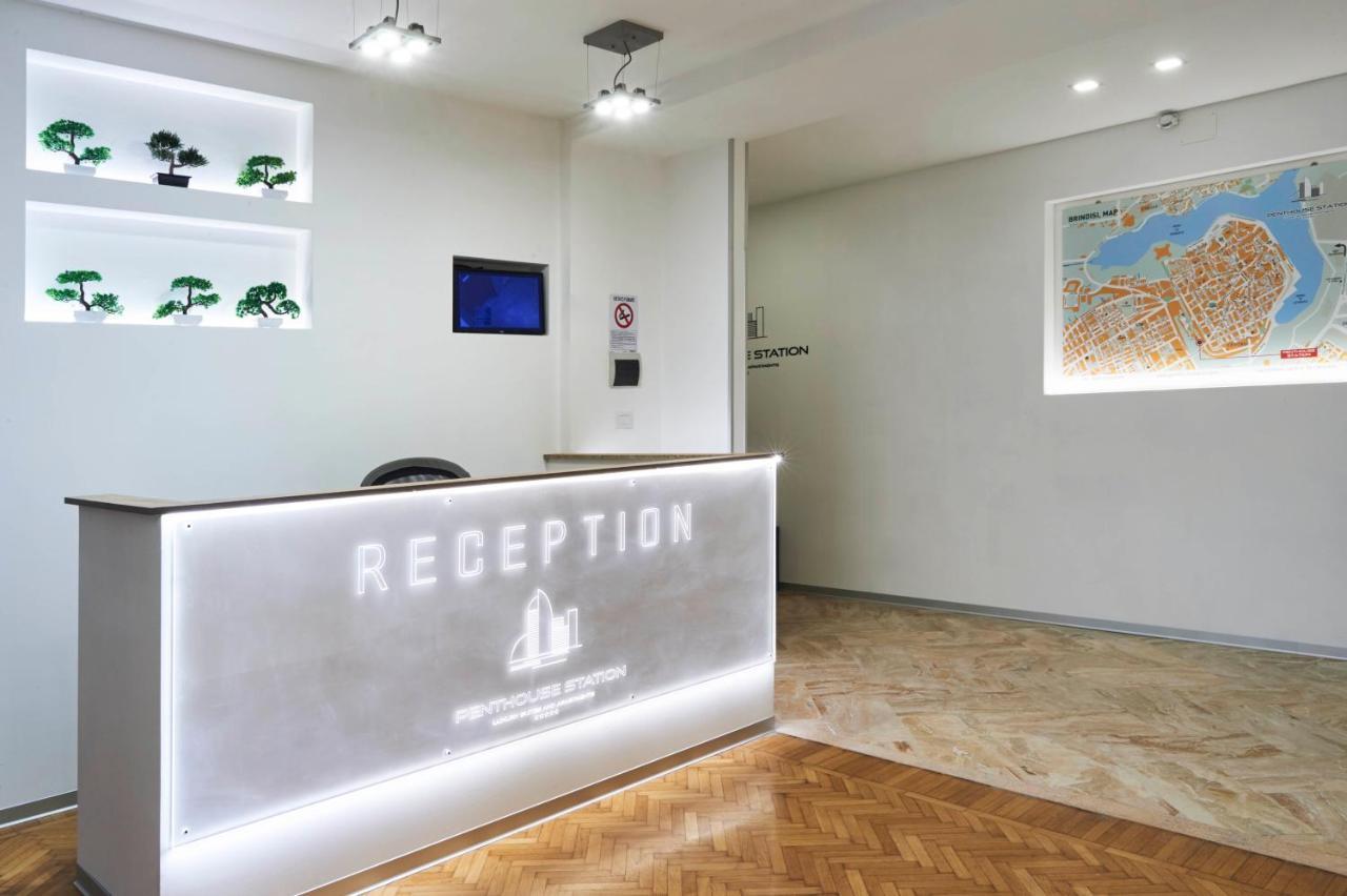 Penthouse Station Luxury Suites & Apartment Brindisi Eksteriør billede