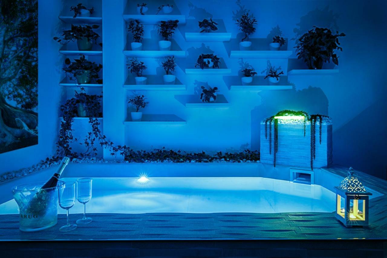 Penthouse Station Luxury Suites & Apartment Brindisi Eksteriør billede