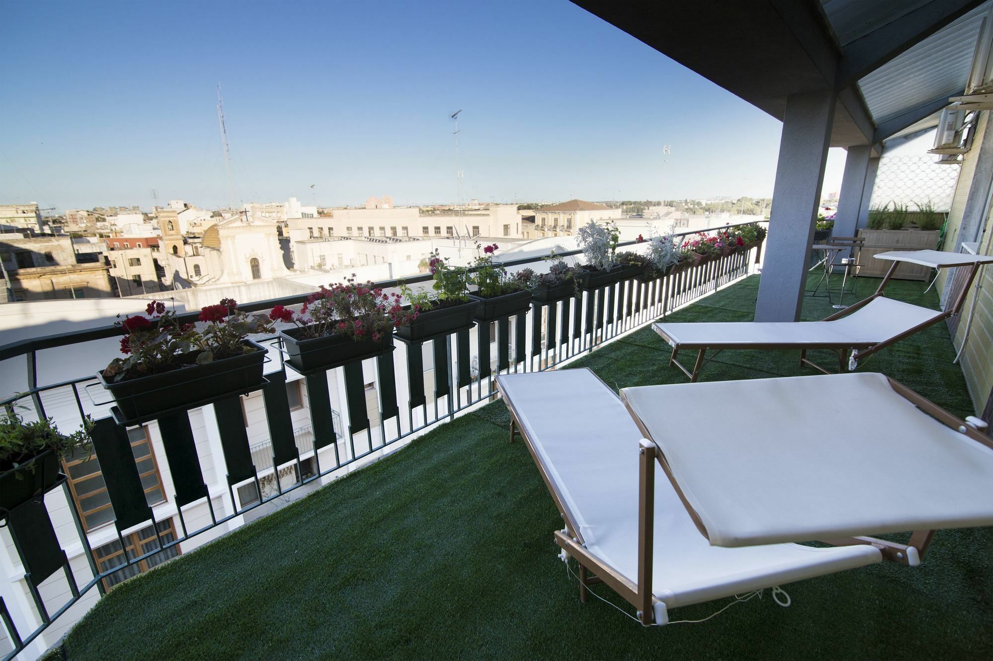 Penthouse Station Luxury Suites & Apartment Brindisi Eksteriør billede